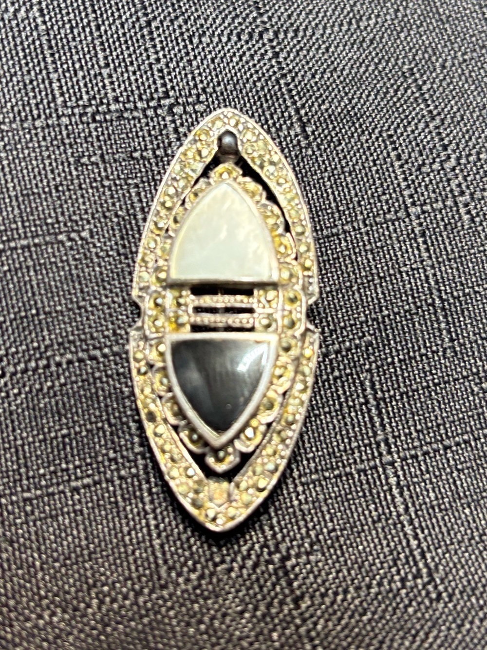 Marcasite brooch pin onyx mop vintage